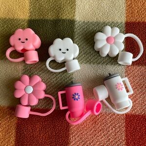 Bundle‎ of 6 Girly Pink flowers and more Straw Covers